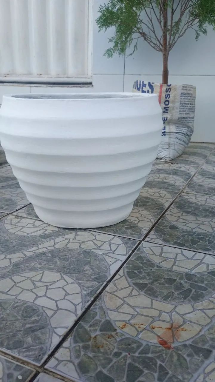 Vaso comeia(cimento)