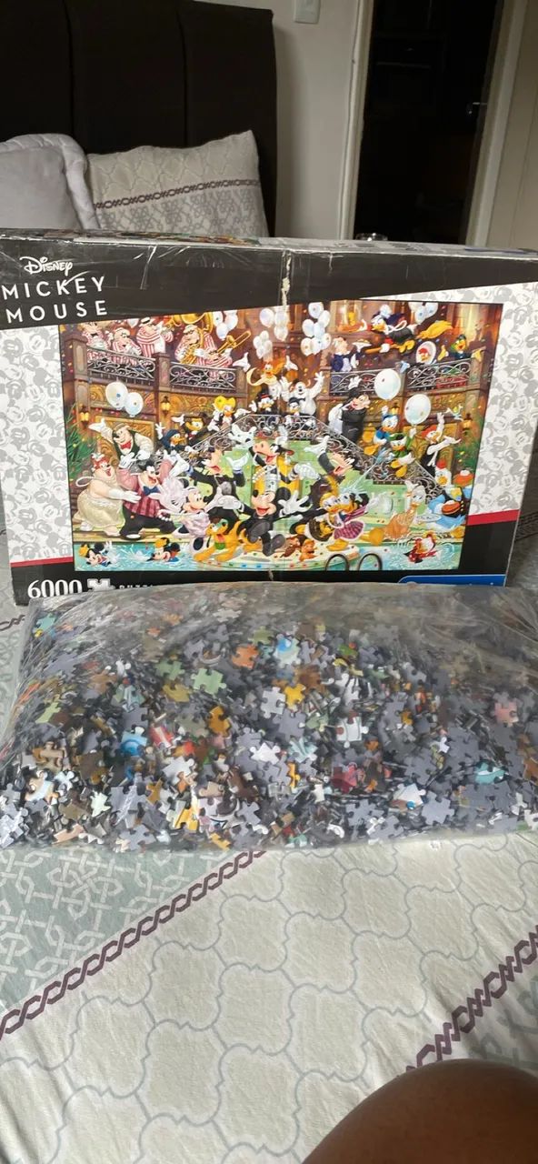 Quebra cabeça Disney Gala 6000 peças  - Foto 3
