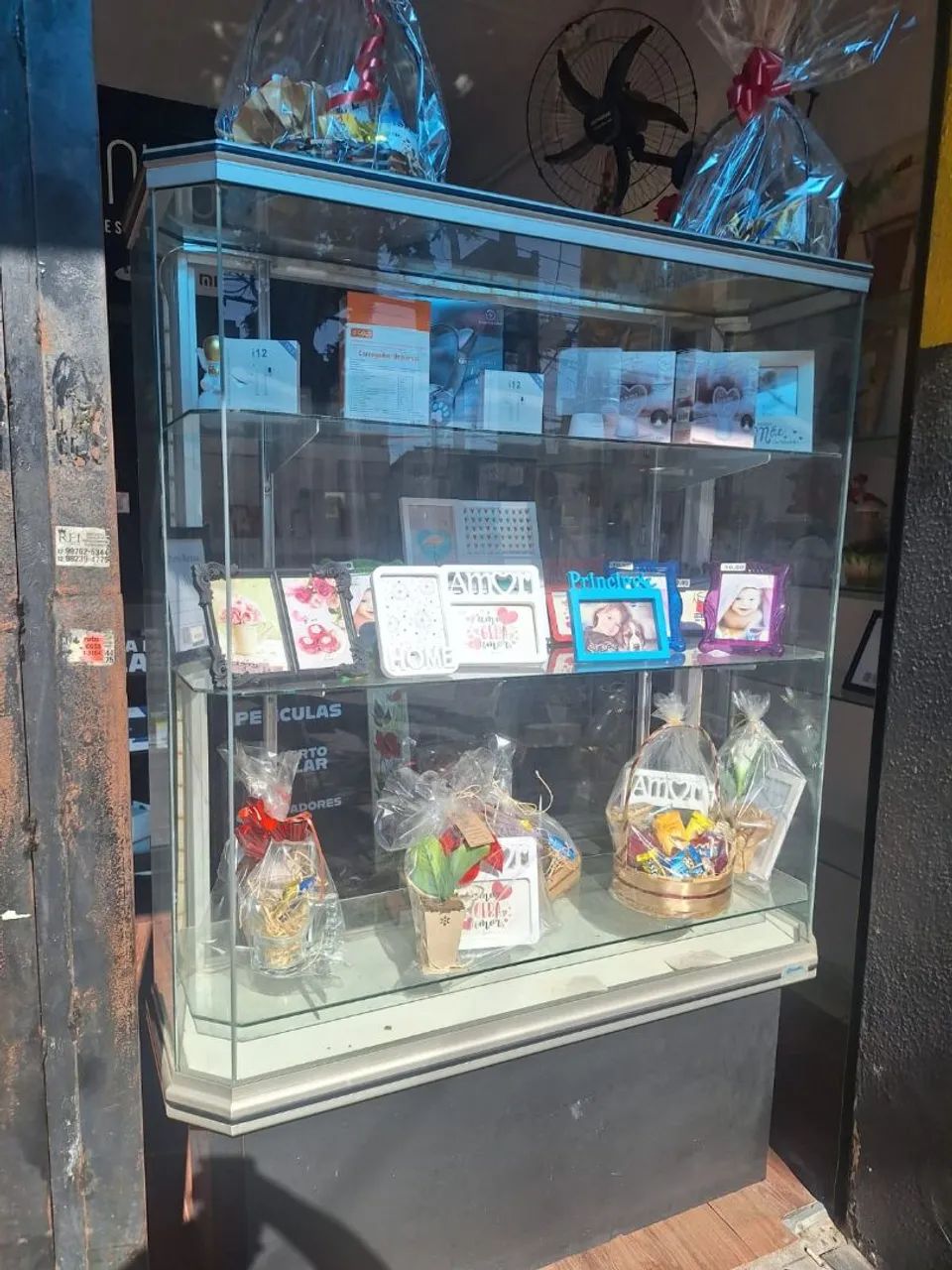 Vitrine de vidro (abaixo do preço) - Foto 2