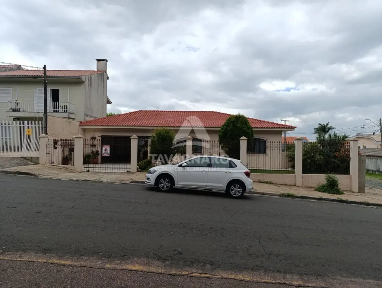 Residência de esquina em Uvaranas - Foto 2