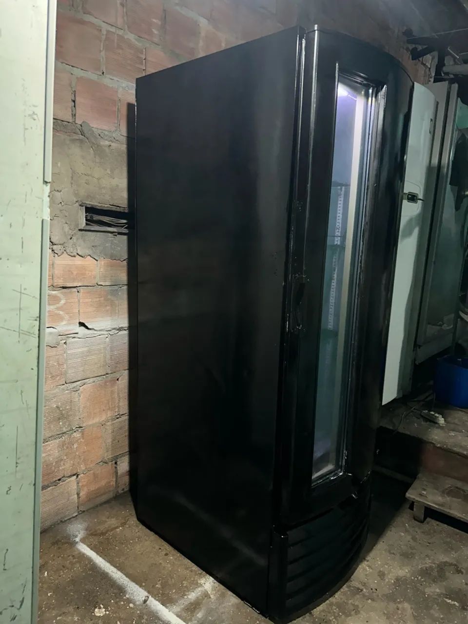 Vendesse freezer funcionando perfeitamente posso entregar  - Foto 2