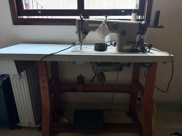 Máquina de costura industrial reta Brodher - Foto 2