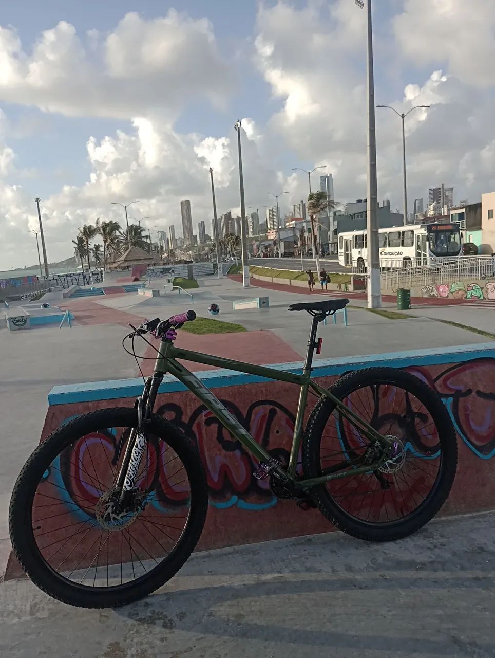 Bicicleta aro 29 (valor negociável) Aceito cartão 