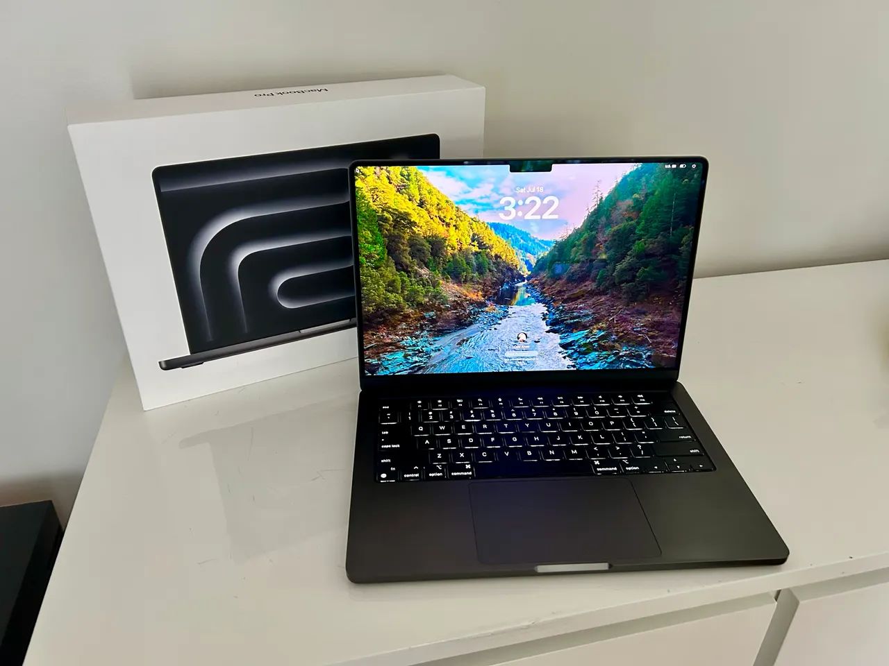  MacBook Pro - 14" - M4 Pro - 24gb - 512GB - 12-core CPU, 16-core GPU