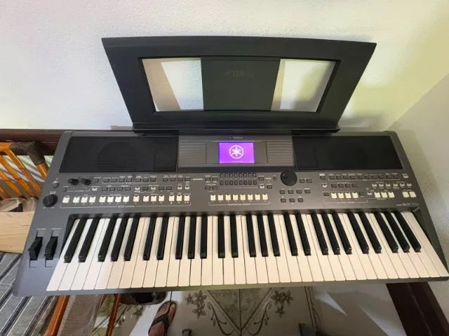 Teclado Yamaha PSR - S670 - Foto 3