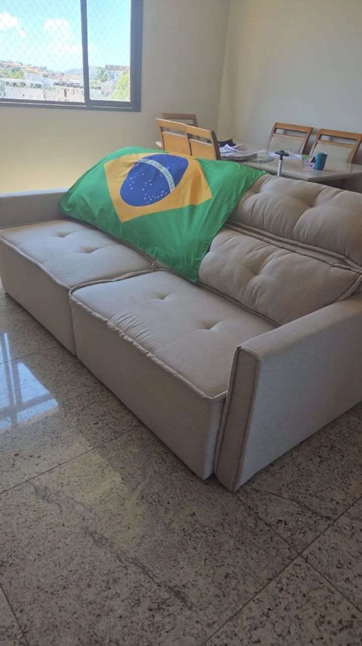 Sofá retrátil 3 lugares recém reformado [ oportunidade]