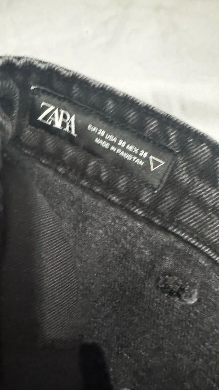 calça zara carpenter 38 - Foto 3