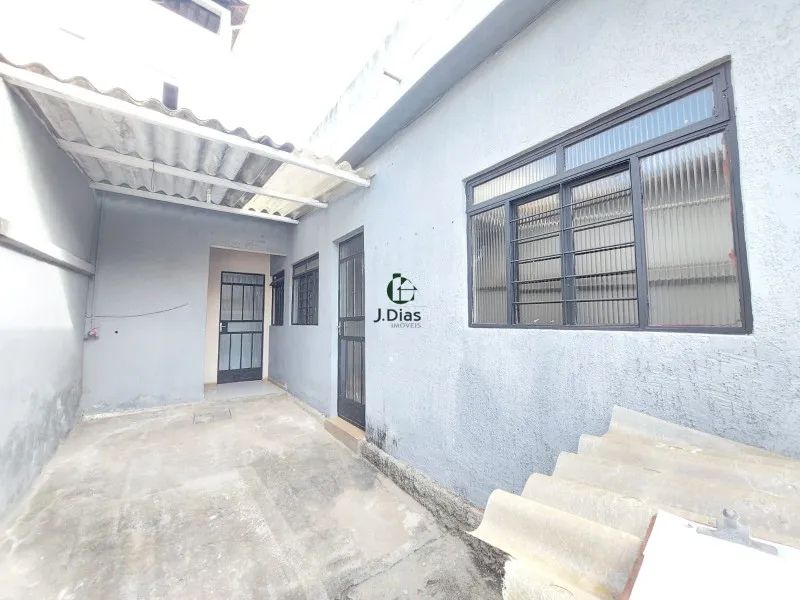 EXCELENTE BARRACAO DE 01 QUARTO NO BRASIL INDUSTRIAL