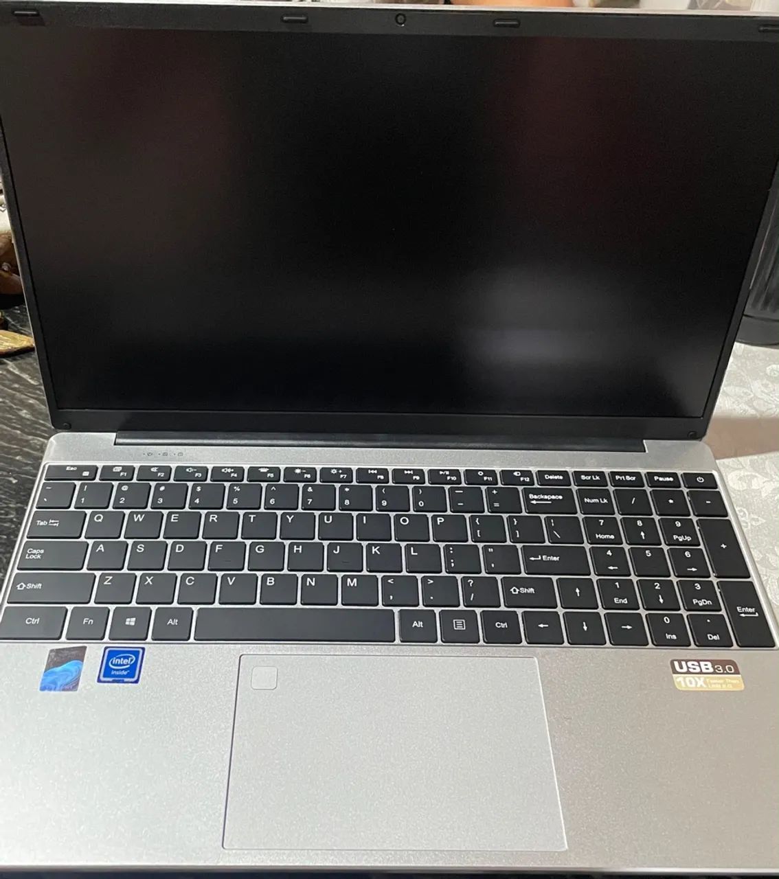 VENDO NOTEBOOK NOVO - NA CAIXA/ SEM USO