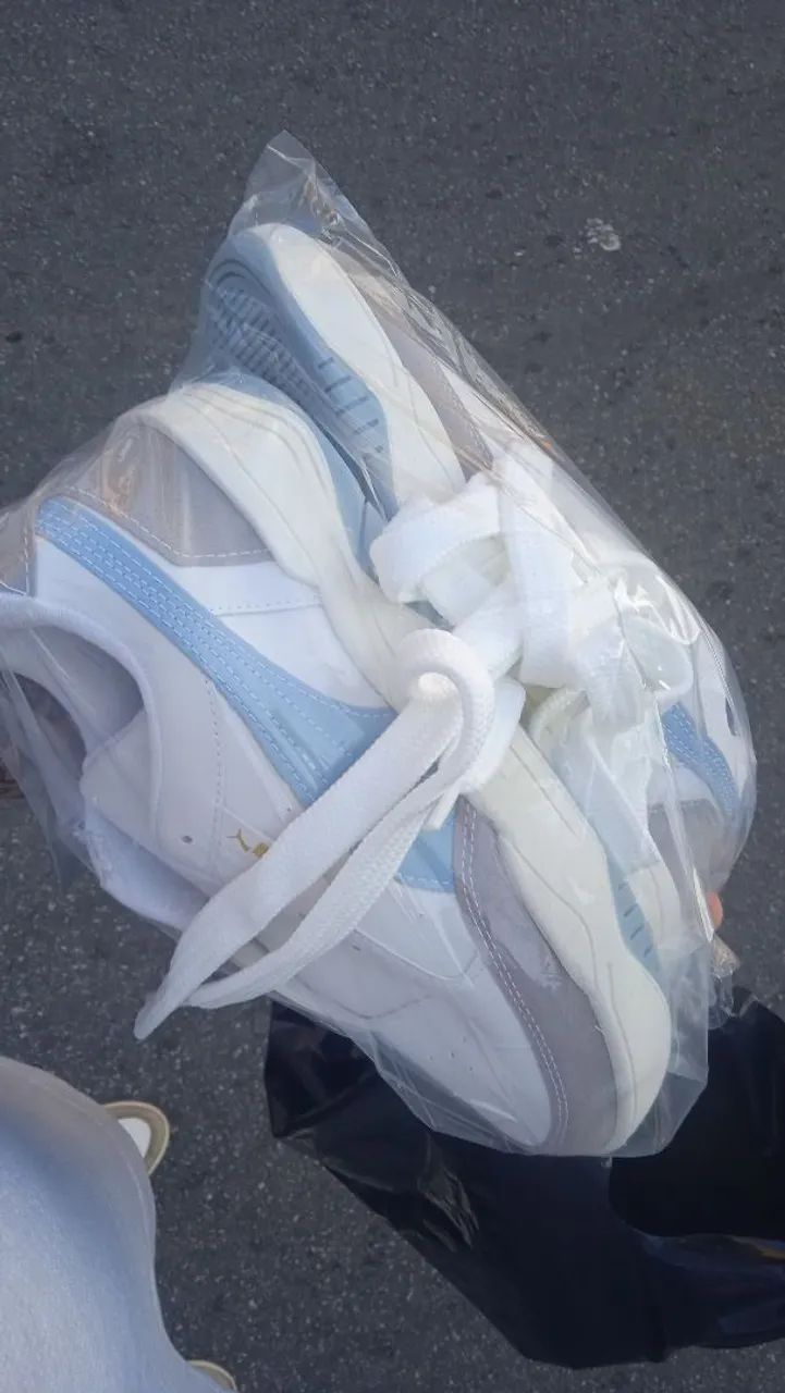 Tenis
