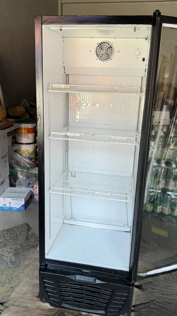 Expositor de Bebidas Gelopar 410 Litros - Foto 3