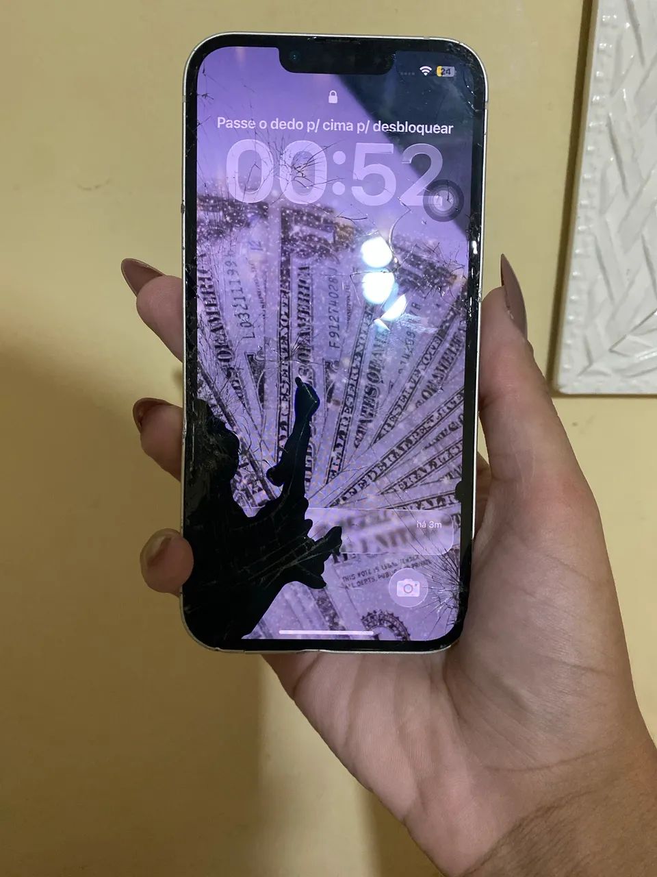 iPhone 13 - Para Retirada de Peças ou Conserto (Leia a Descrição)