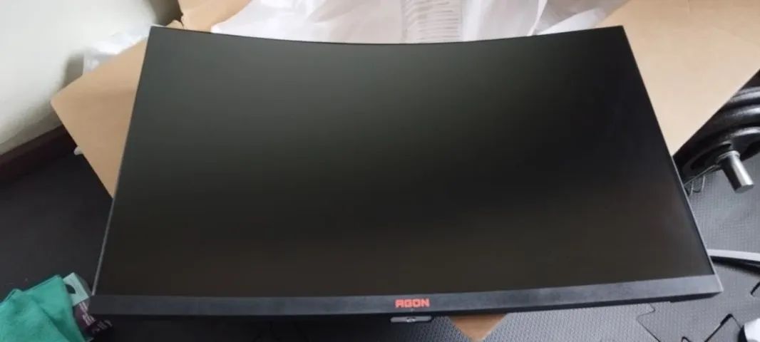 Monitor AOC 31.5 POL Curvo Full HD Bivolt 165hz 1ms - Foto 2