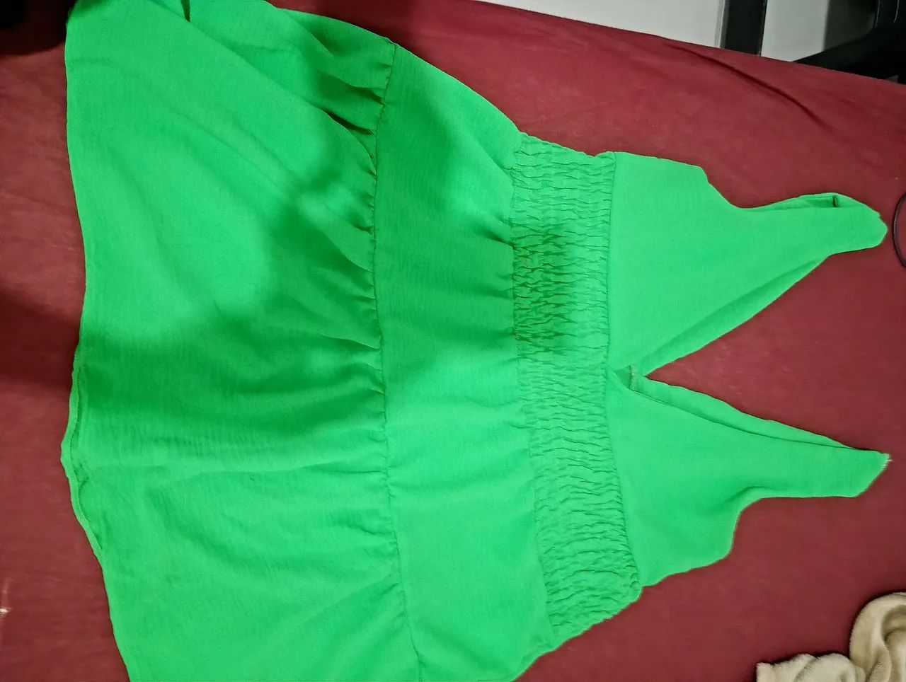 Vendido tamanho unico rosa é verde 