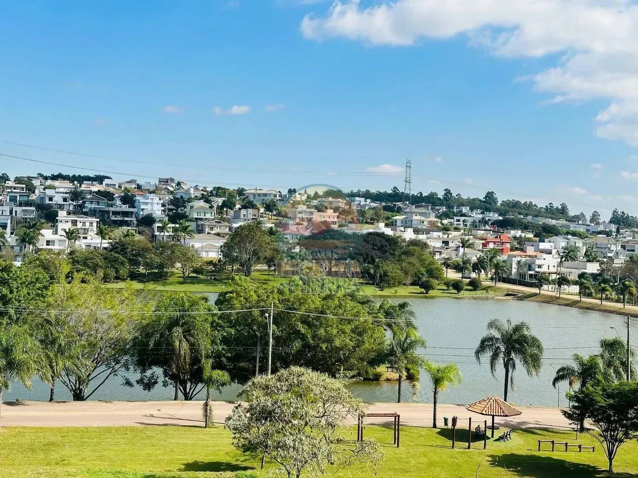 Terreno a venda de 511m² no Reserva da Serra Jundiaí