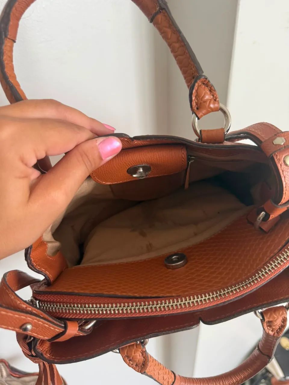 Bolsa Arezzo marrom  - Foto 4