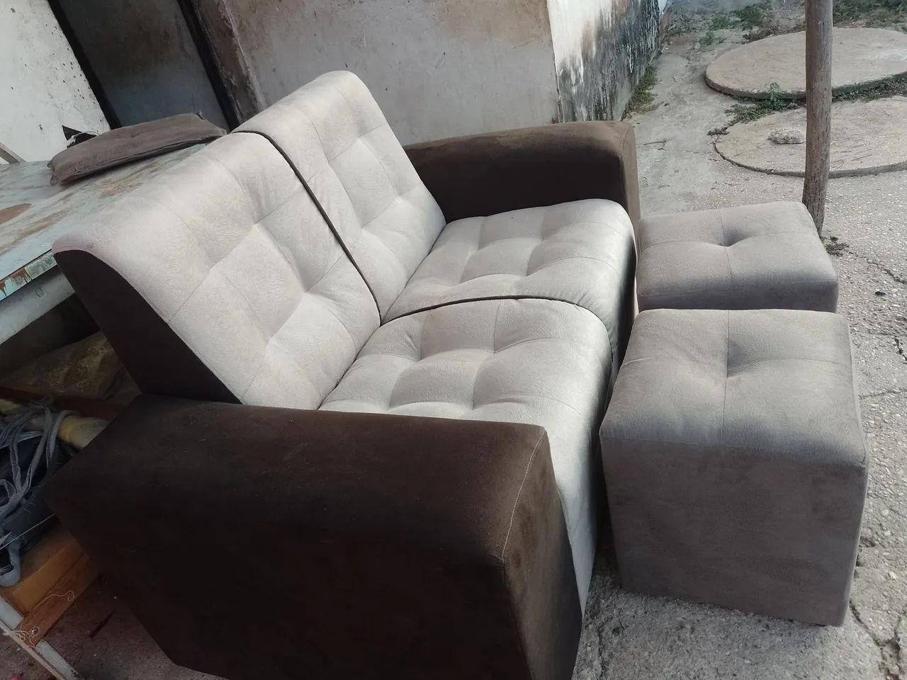 Kit sofá de aluga 2puf e um almofada  - Foto 4