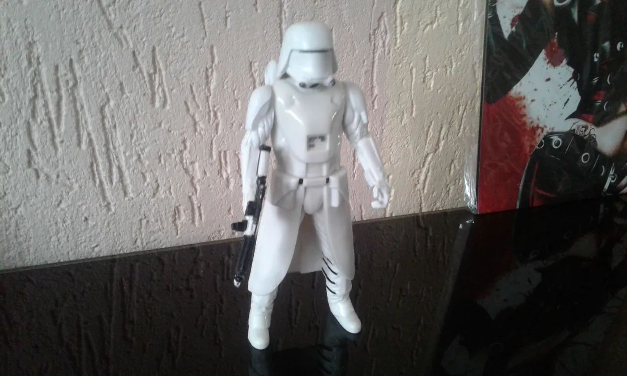 Boneco Star Wars Stormtrooper Miniatura Colecionável Geek  - Foto 5