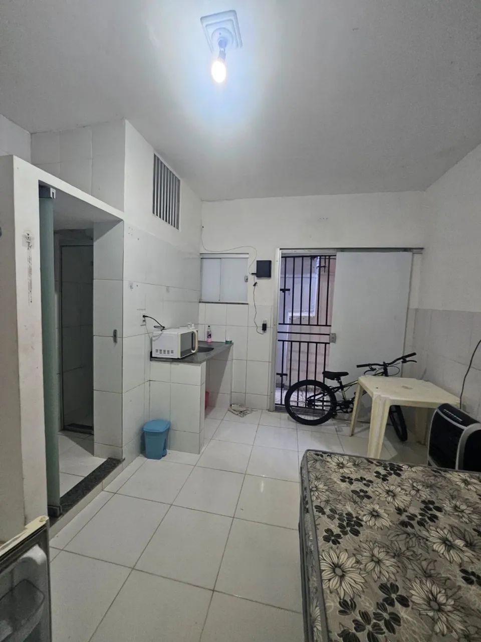 Apto tipo kitnet mobiliado na Pedreira 