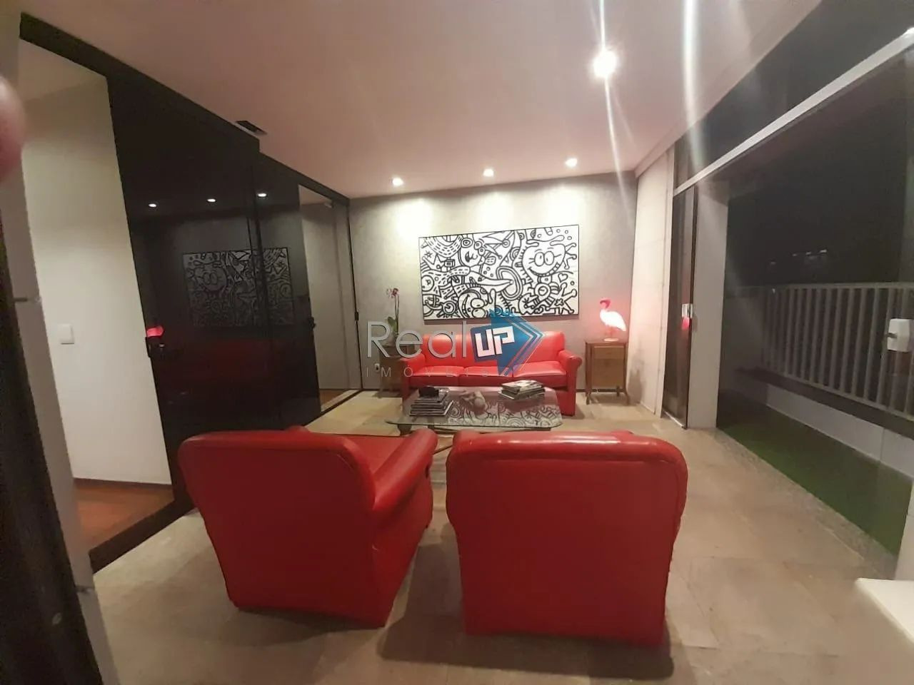 Cobertura em Ipanema 2 quartos com vaga - Foto 5