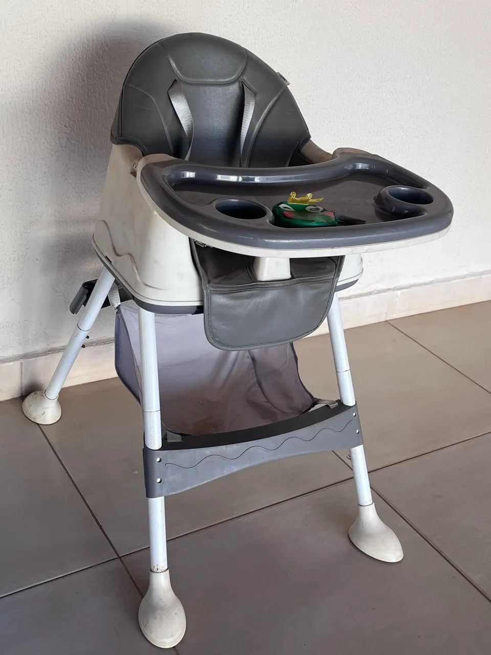 VENDO CADEIRA DE ALIMENTAÇÃO  - Foto 3