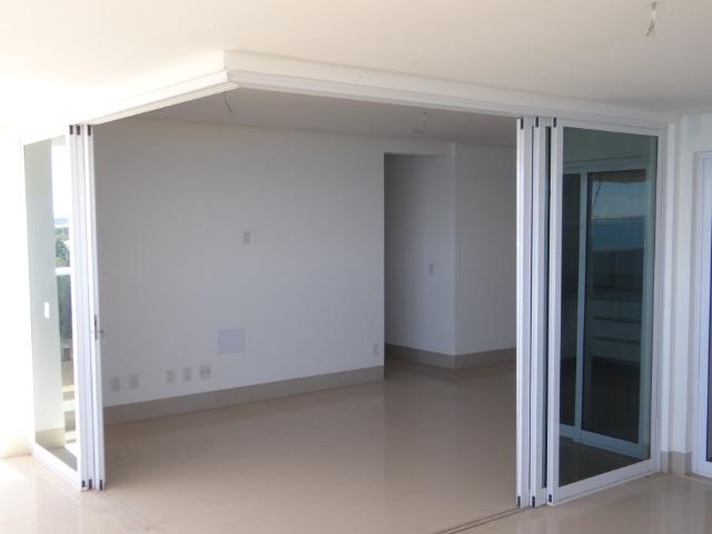 Apartamento de Alto Padrão com 3 Suites na Orla - Foto 7