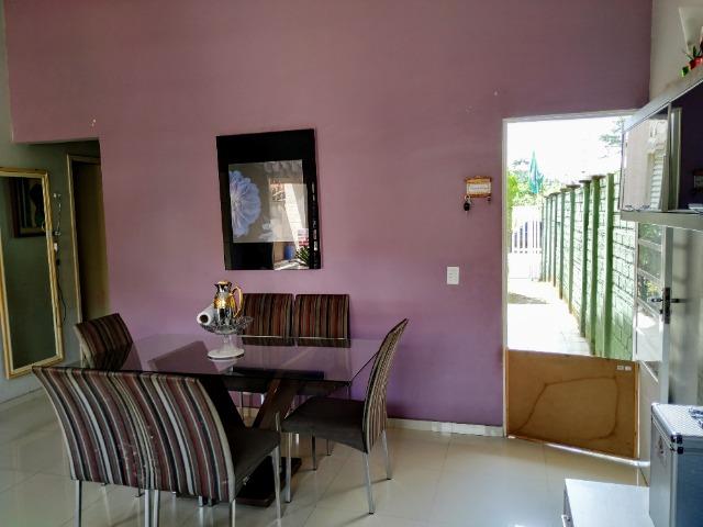 Vendo casa de 3 quartos, oportunidade!