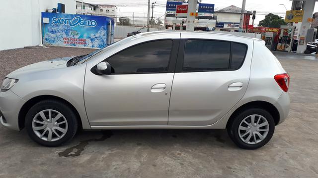 Sandero 1.6 Expression 8 válvulas 14/15 - Foto 8