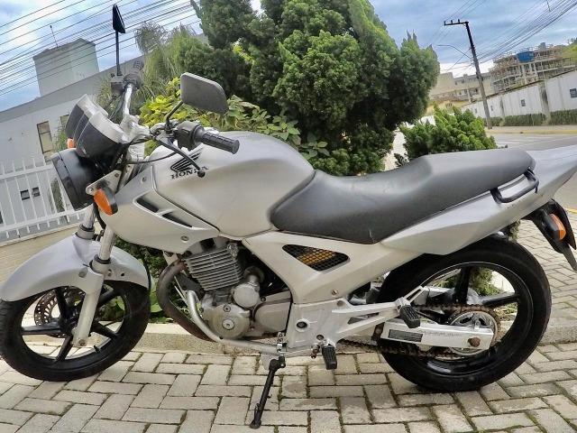 Moto CBX 250 Honda Twister, ano 2006 - Foto 2