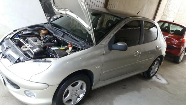 Peugeot 206 top de linha 1.4 8V 5p Ano 2007 repasse - Foto 2