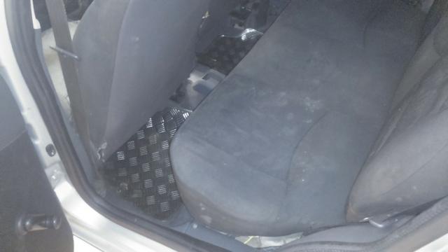 Fiat Siena Hlx 1.8 ano 2007 prata completo troco - Foto 7