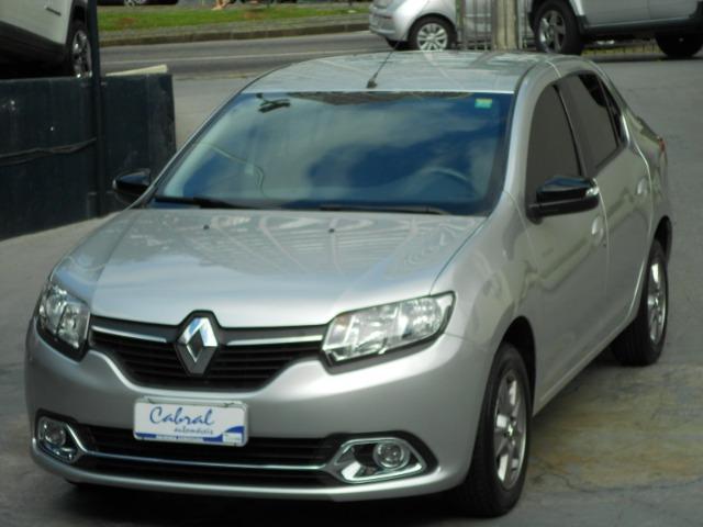 Renault Logan 1.6 Dynamique Automático Flex