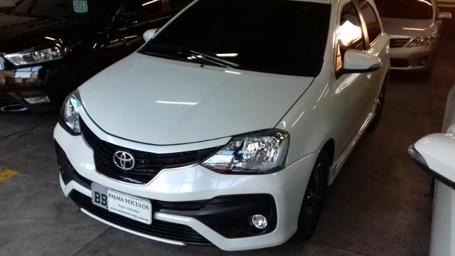Toyota Etios platinum 1.5 automatico branco 2017/2018 - Foto 4