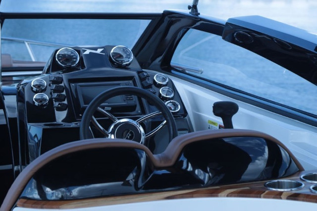 Lancha NX 290 Exclusive Edition - Foto 18