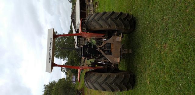 Vende-se trator massey fergusson ano 93, todo revisado