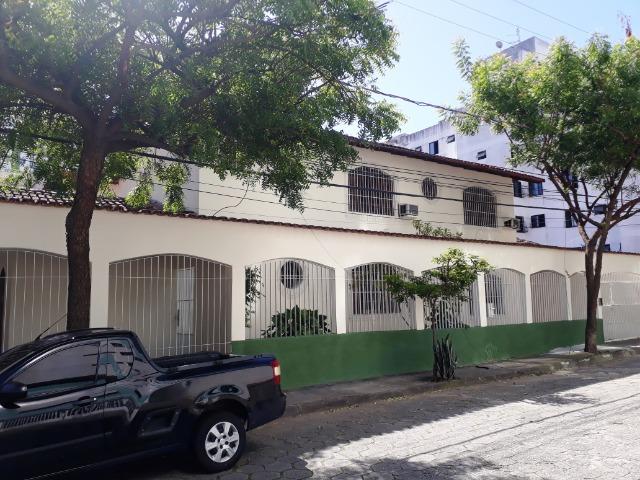Alexsander Sá Imóveis - Casa duplex em Jardim Camburi p/ fins comerciais - Foto 2
