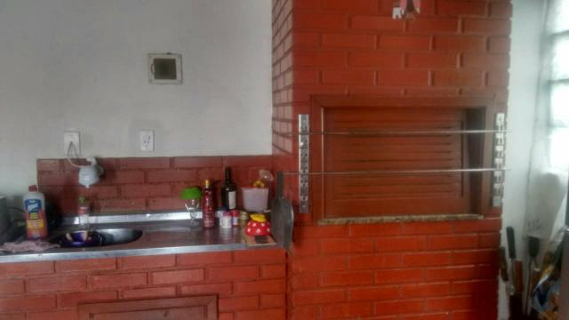 Casa com pátio grande - Foto 7
