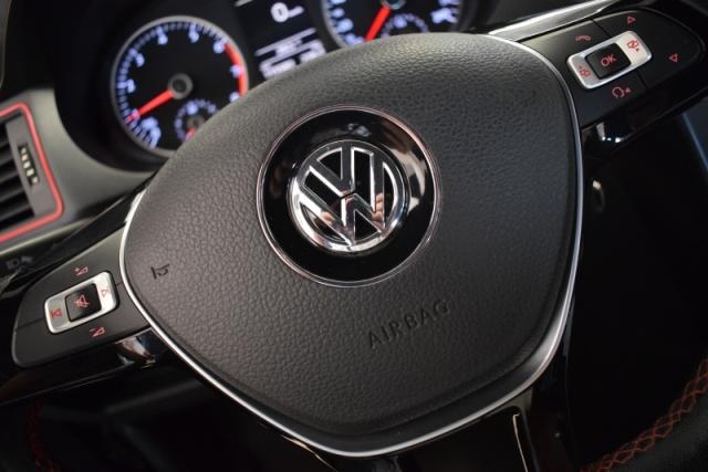 VOLKSWAGEN FOX 1.6 MI ROCK IN RIO 8V FLEX 4P MANUAL. - Foto 9