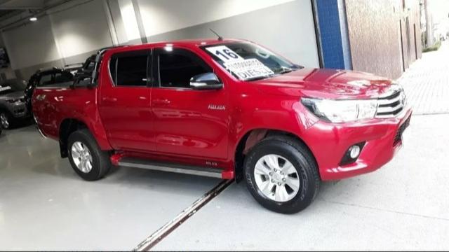 Toyota Hilux 4x4 AUT DIESEL - Foto 2