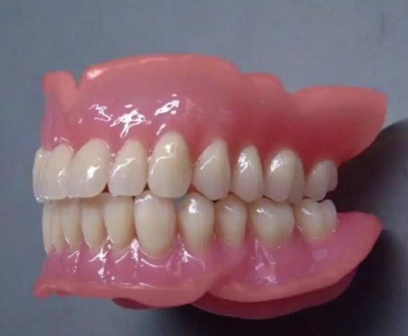 Prótese Dentária - Foto 2