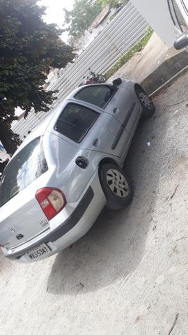 Clio 2005/06 1.6 16v sedã - Foto 3
