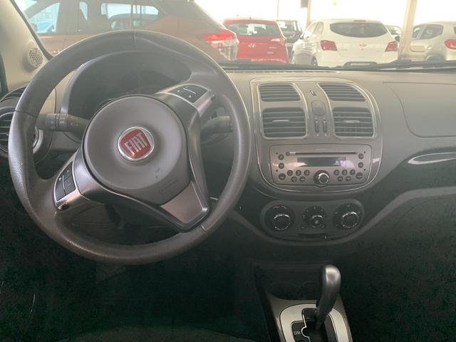 Grand Siena Essence 1.6 16V Flex Dualogic - Foto 9