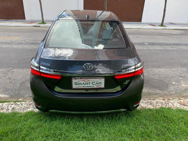 Toyota Corolla Xei cinza aut 2018 27.000km - Foto 4