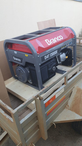 Gerador Branco 13 kva Monofasico Gasolina  - Foto 4