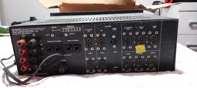 Amplificador de som QA-7070