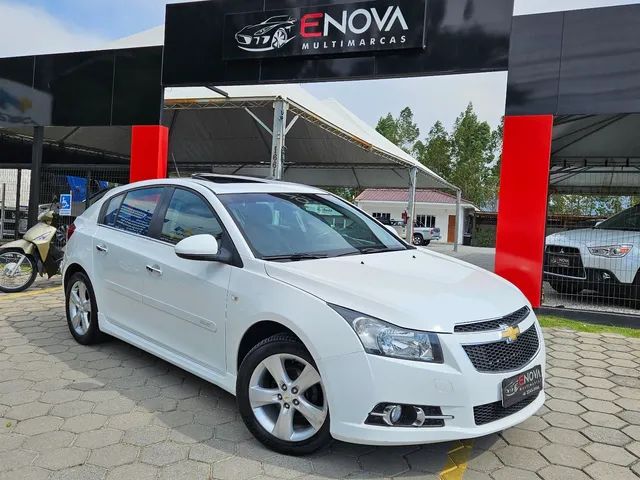 Cruze HB Sport LTZ 2014 Baixa km Teto Solar Pneus Semi novos Impecavel