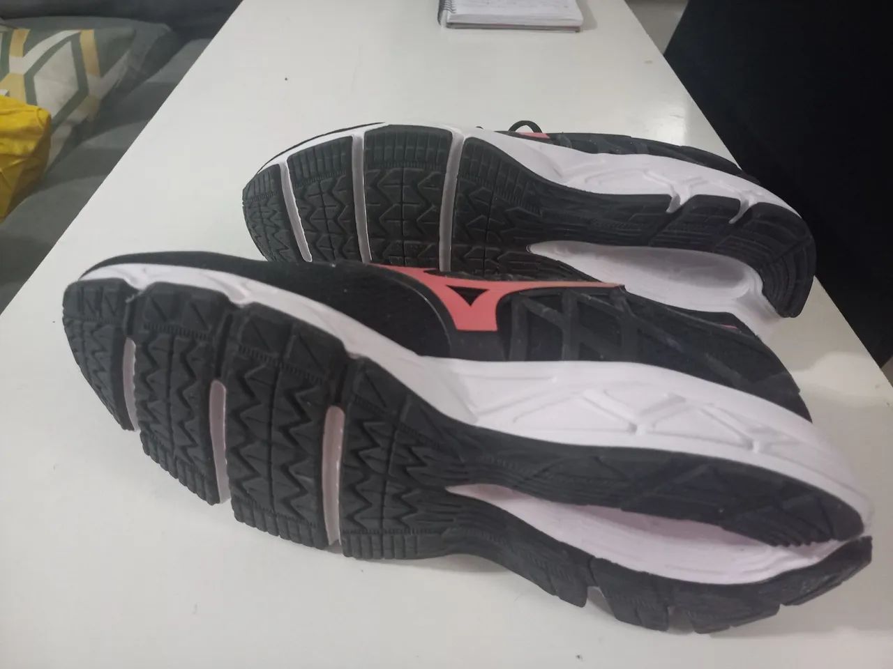 Tenis Mizuno 38 NOVO  - Foto 2