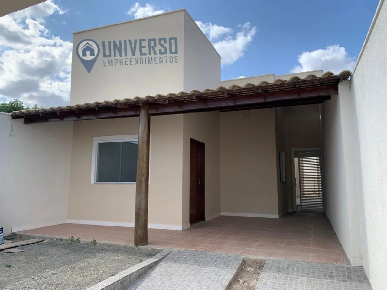  Casa 3/4 sendo uma suite,localização exatamente próximo Ayrton Senna e fraga maia