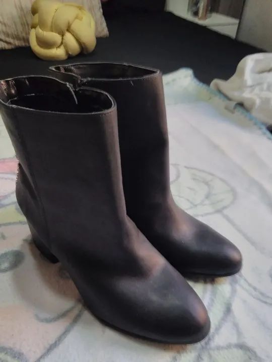 Vendo bota nova via Marte 38