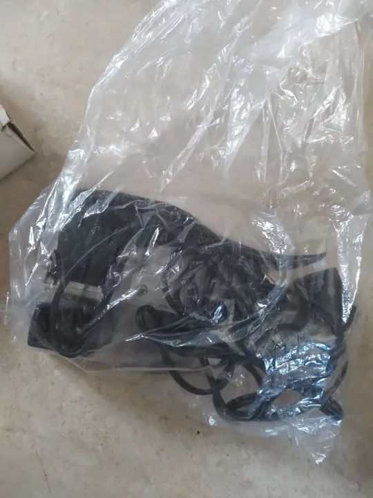 Ferro de Passar Roupa para viagem. Bi volt - Foto 4